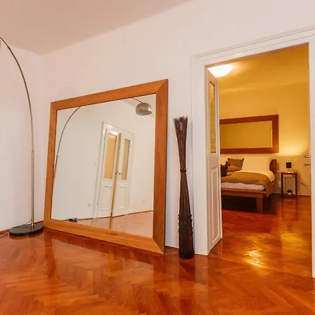 Piazza Dei Signori Penthouse 스플리트