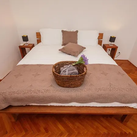 아파트 Piazza Dei Signori Penthouse *