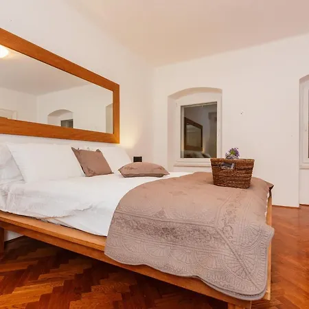 Piazza Dei Signori Penthouse * 스플리트