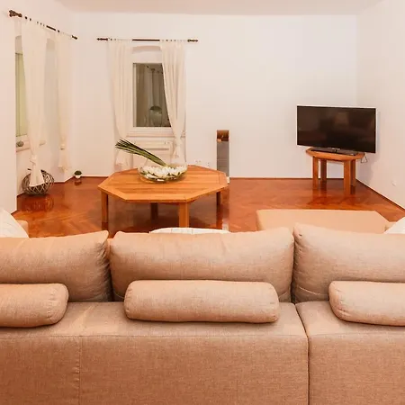 아파트 Piazza Dei Signori Penthouse *