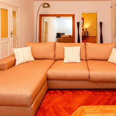 Piazza Dei Signori Penthouse 아파트 스플리트
